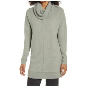 Lulus Autumn daze cowl neck olive sweater size S